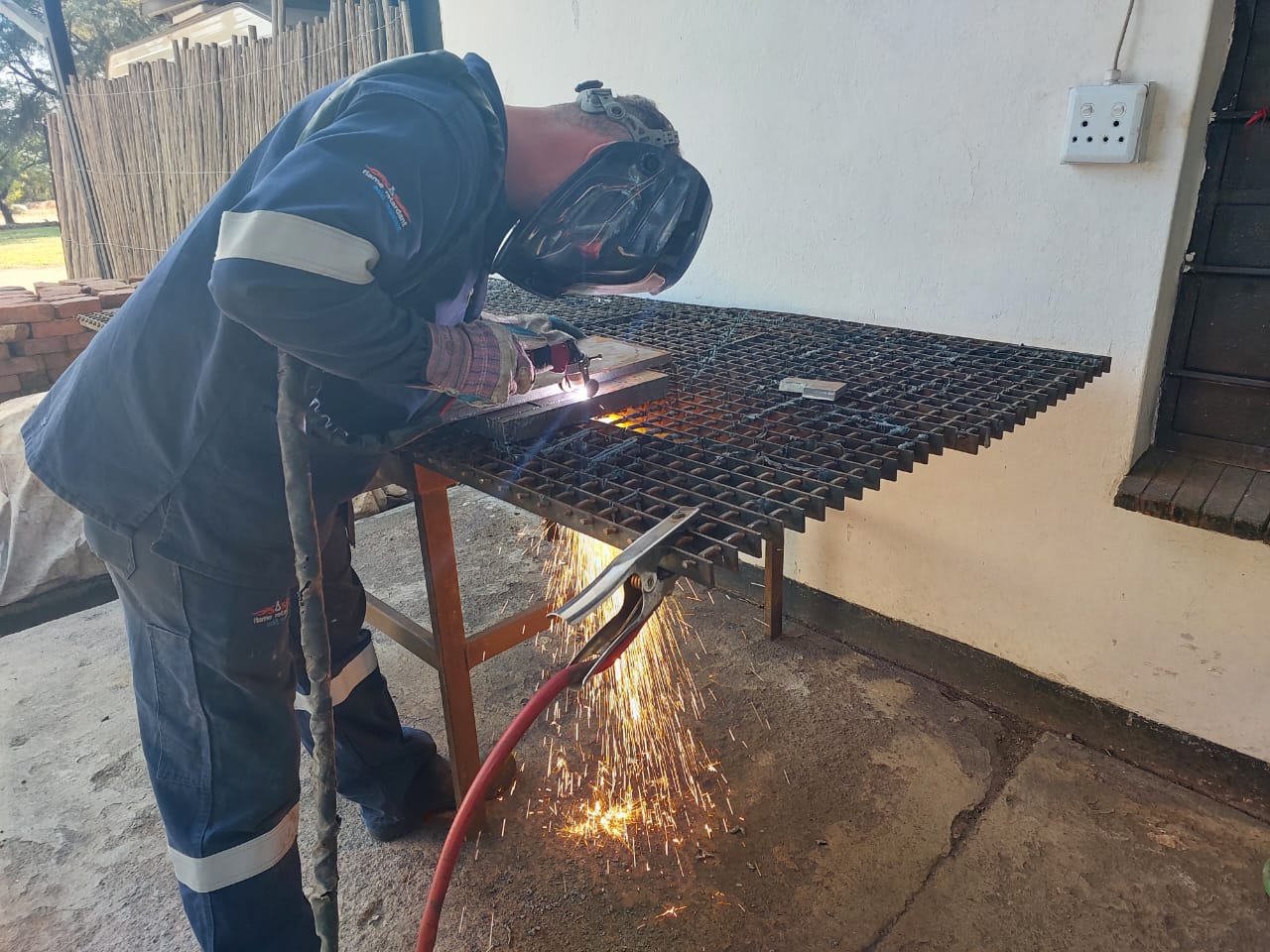 Mining welding operations